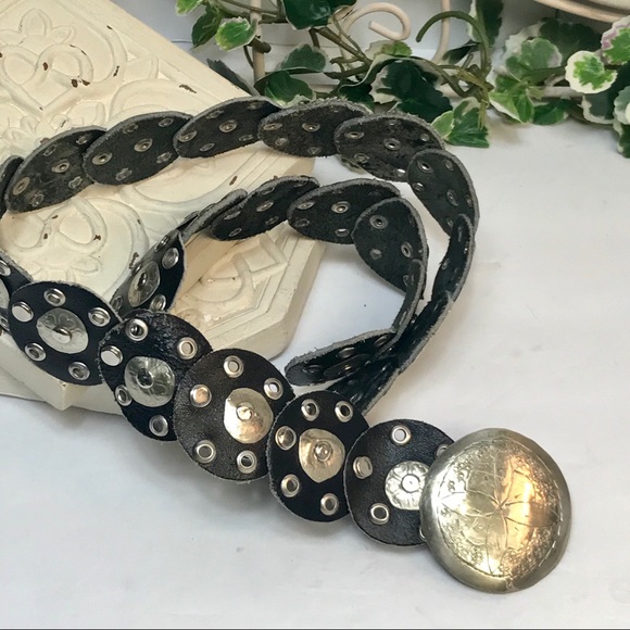 Vintage Accessories - Vintage Black Leather "Concho" Belt
